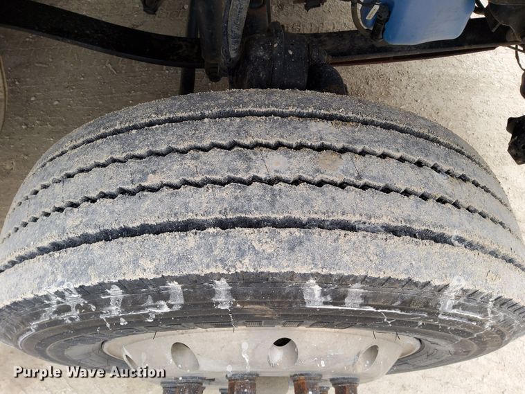 image for item DN6942 2016 Freightliner M2106  box truck