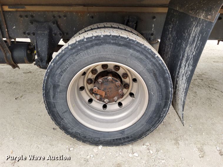 image for item DN6942 2016 Freightliner M2106  box truck