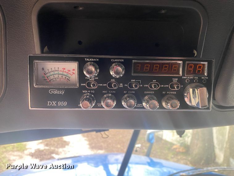 image for item DN8047 2013 Freightliner Cascadia  semi truck