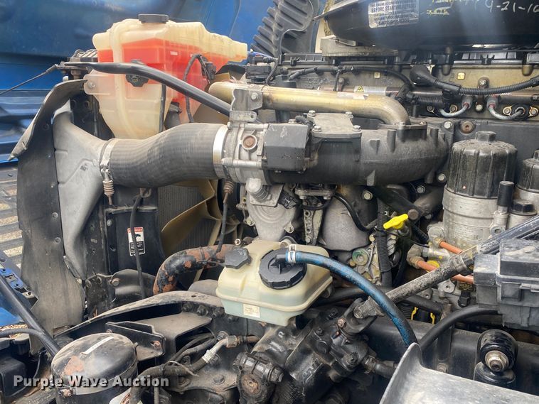 image for item DN8047 2013 Freightliner Cascadia  semi truck