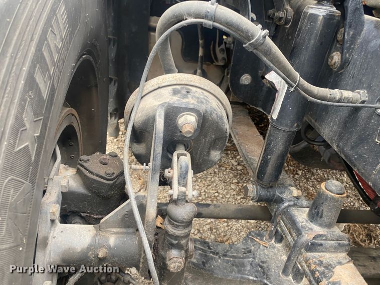 image for item DN8047 2013 Freightliner Cascadia  semi truck