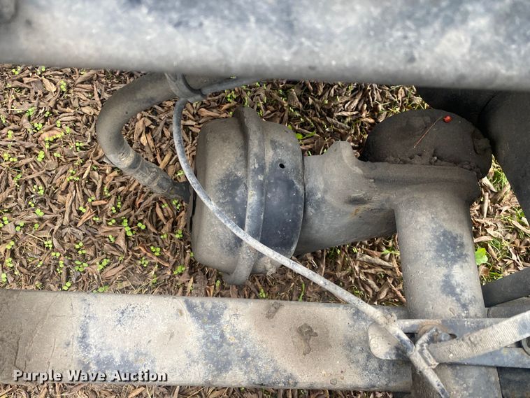 image for item DN8047 2013 Freightliner Cascadia  semi truck