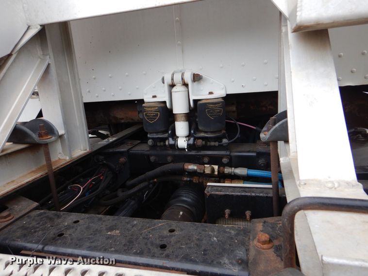 image for item DO1520 2006 Peterbilt 378  semi truck