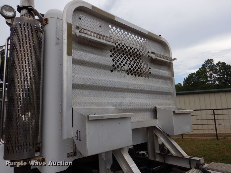 image for item DO1520 2006 Peterbilt 378  semi truck