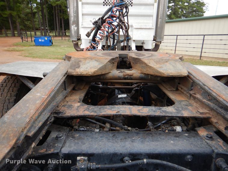 image for item DO1520 2006 Peterbilt 378  semi truck