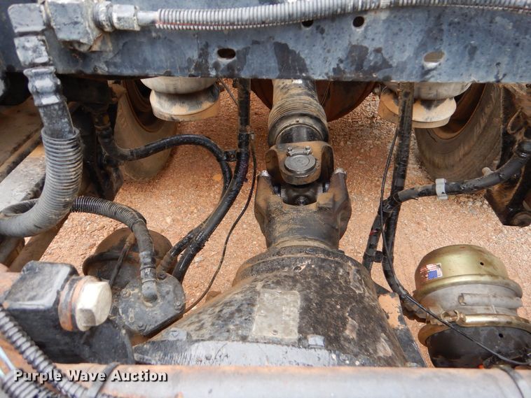 image for item DO1520 2006 Peterbilt 378  semi truck