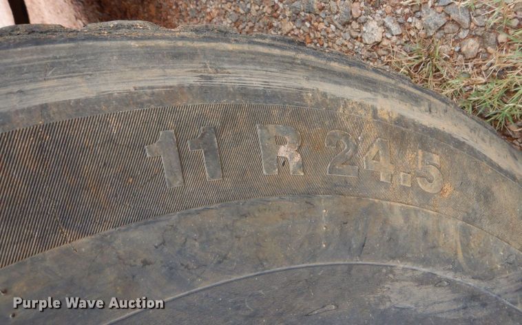 image for item DO1520 2006 Peterbilt 378  semi truck