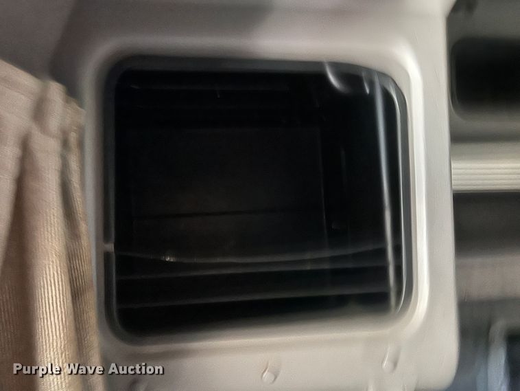 image for item DO8856 2005 Peterbilt 379  semi truck