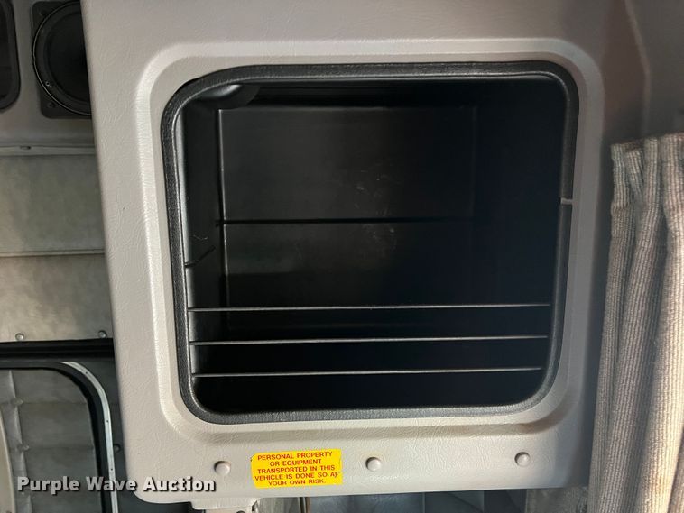 image for item DO8856 2005 Peterbilt 379  semi truck