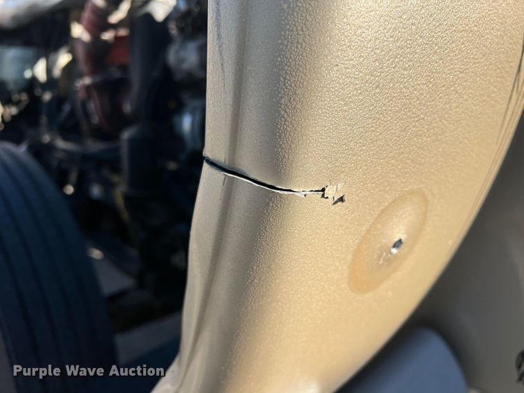 image for item DO8856 2005 Peterbilt 379  semi truck