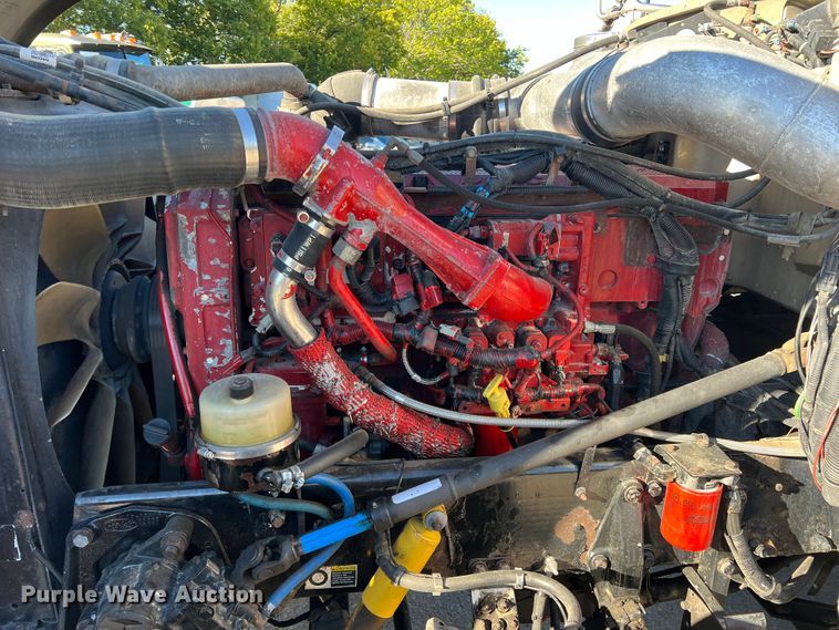 image for item DO8856 2005 Peterbilt 379  semi truck