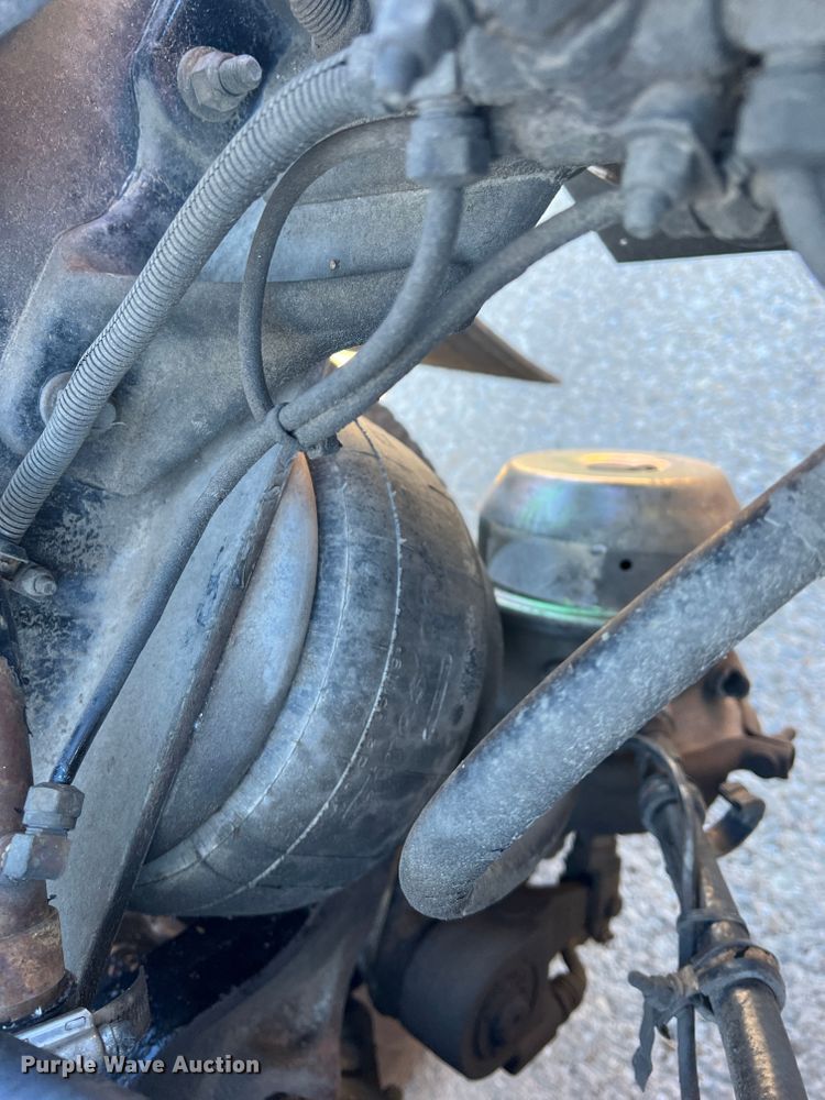 image for item DO8857 1999 Kenworth W900  semi truck