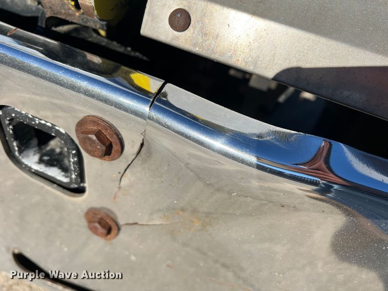 image for item DO8857 1999 Kenworth W900  semi truck