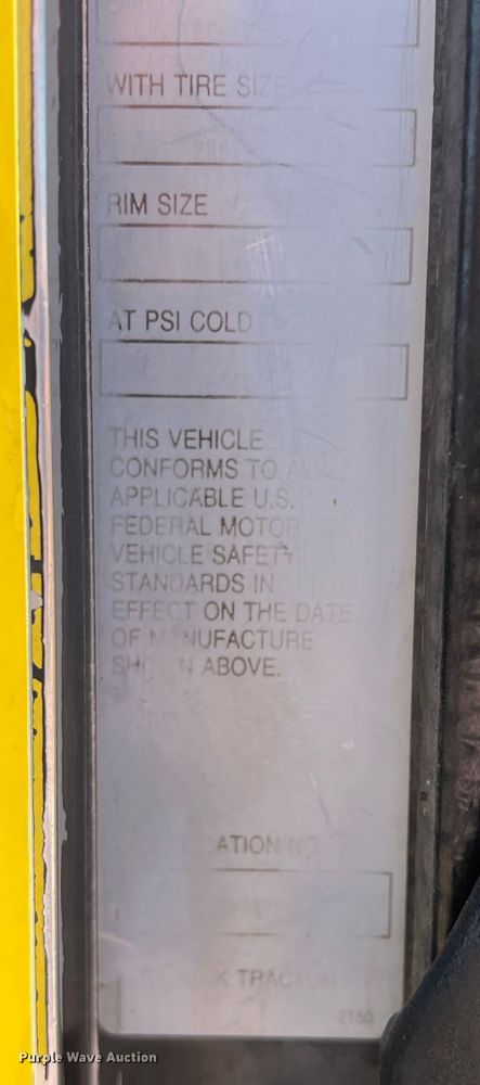 image for item DO8857 1999 Kenworth W900  semi truck