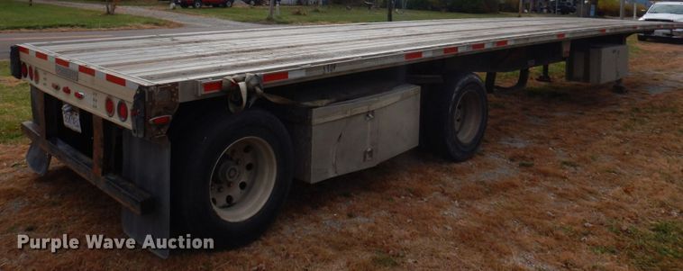 image for item DP0401 2007 Fontaine 1FTW-7-8048WSAWK  flatbed trailer