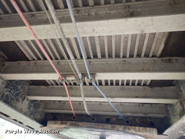 image for item DP0401 2007 Fontaine 1FTW-7-8048WSAWK  flatbed trailer