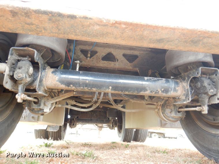 image for item DP0401 2007 Fontaine 1FTW-7-8048WSAWK  flatbed trailer