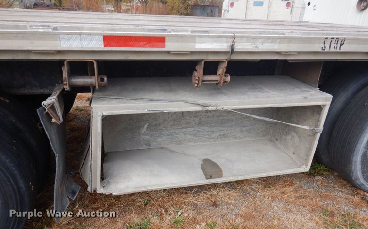 image for item DP0401 2007 Fontaine 1FTW-7-8048WSAWK  flatbed trailer