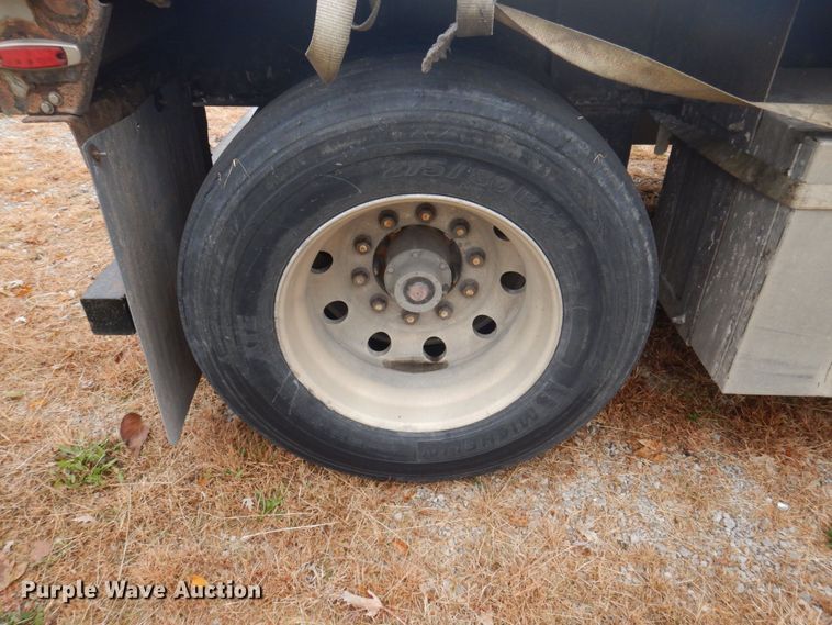 image for item DP0401 2007 Fontaine 1FTW-7-8048WSAWK  flatbed trailer