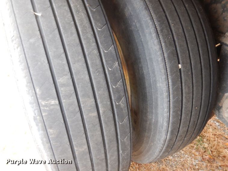 image for item DP0401 2007 Fontaine 1FTW-7-8048WSAWK  flatbed trailer