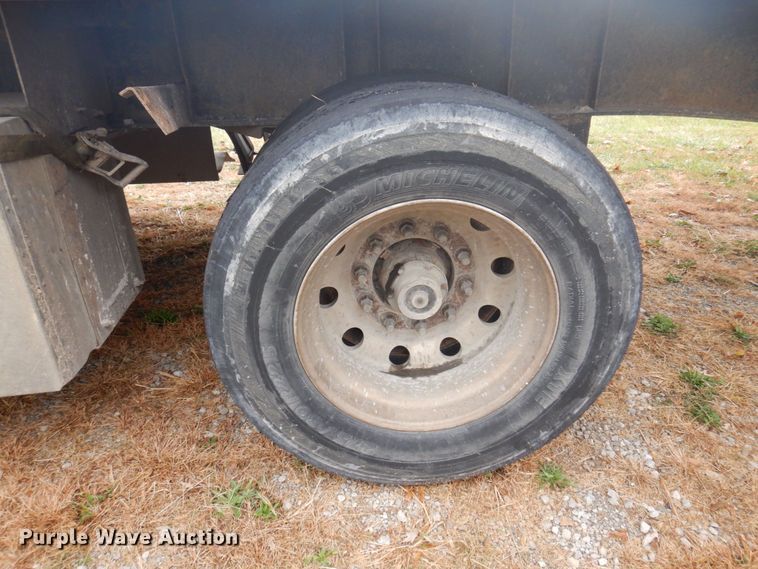 image for item DP0401 2007 Fontaine 1FTW-7-8048WSAWK  flatbed trailer