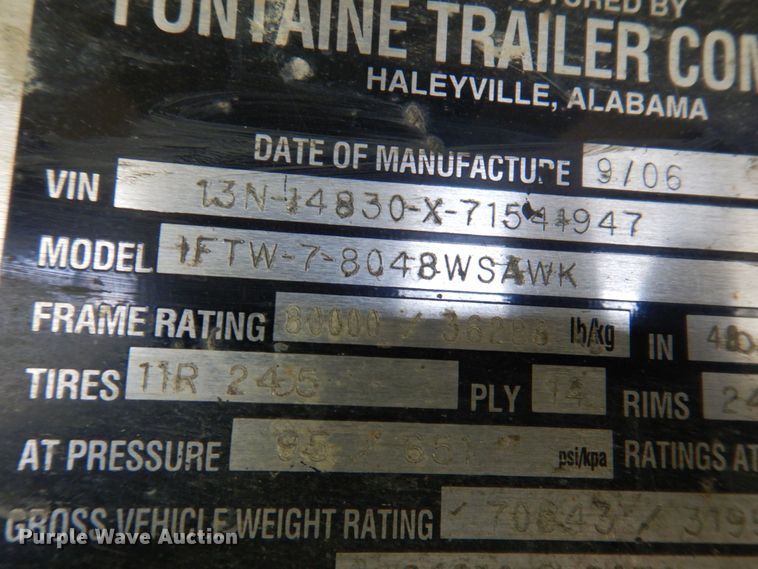 image for item DP0401 2007 Fontaine 1FTW-7-8048WSAWK  flatbed trailer
