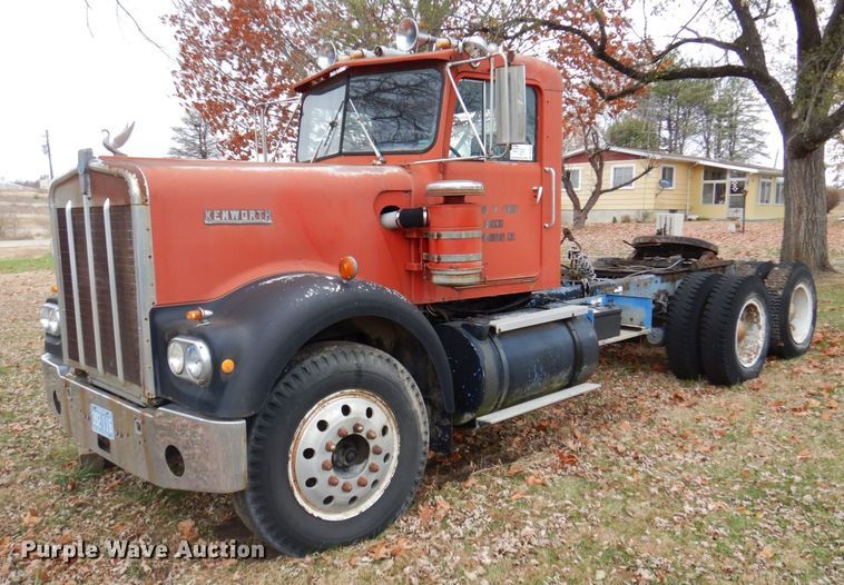 image for item DP0413 1971 Kenworth W925  semi truck