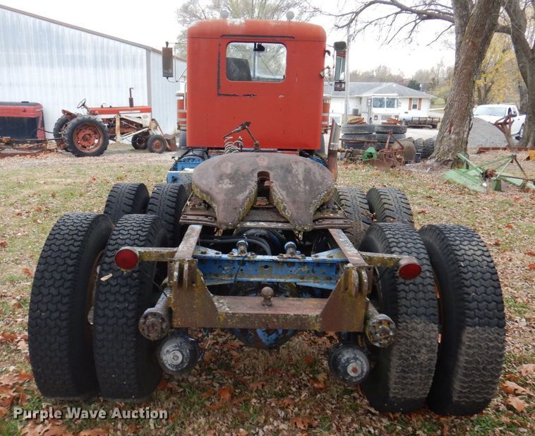 image for item DP0413 1971 Kenworth W925  semi truck