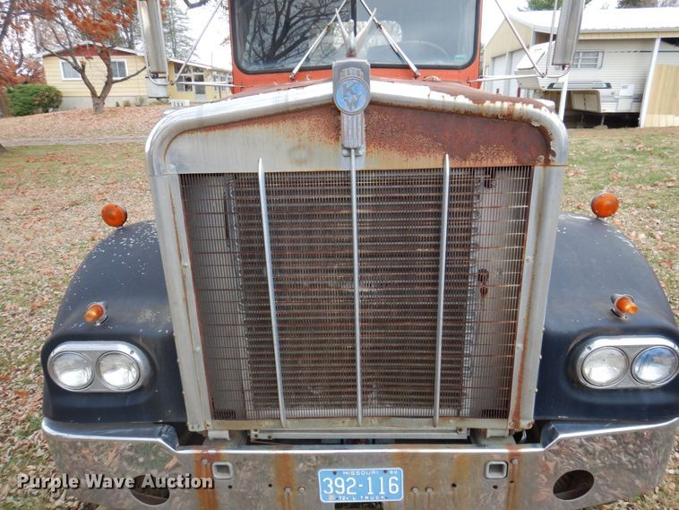 image for item DP0413 1971 Kenworth W925  semi truck