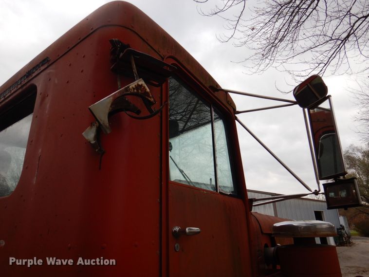 image for item DP0413 1971 Kenworth W925  semi truck