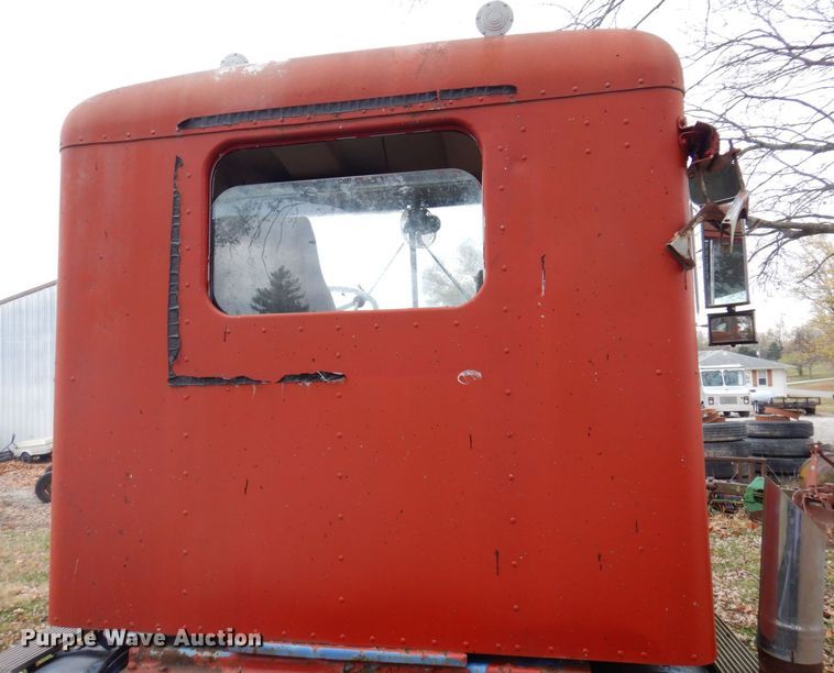 image for item DP0413 1971 Kenworth W925  semi truck