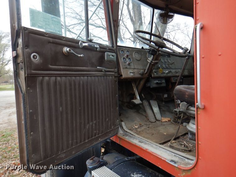 image for item DP0413 1971 Kenworth W925  semi truck