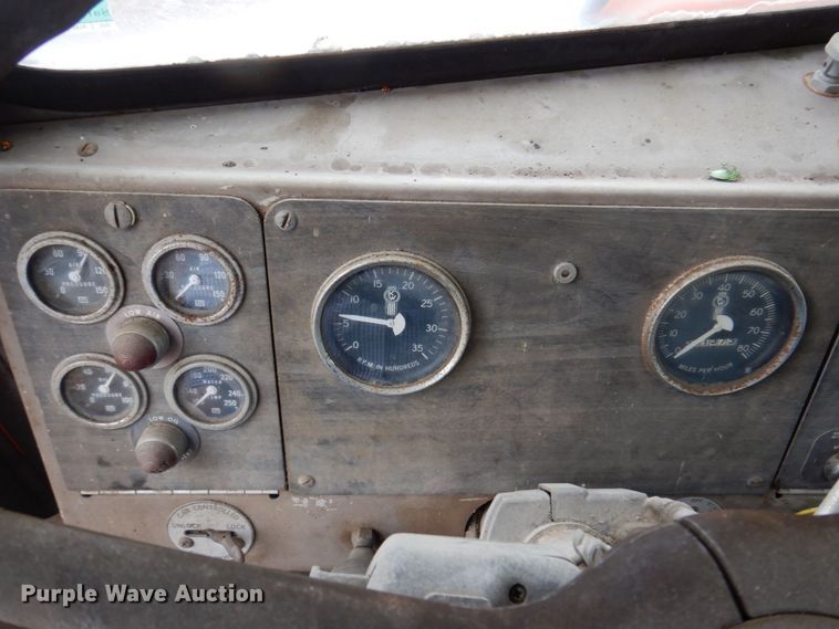 image for item DP0413 1971 Kenworth W925  semi truck