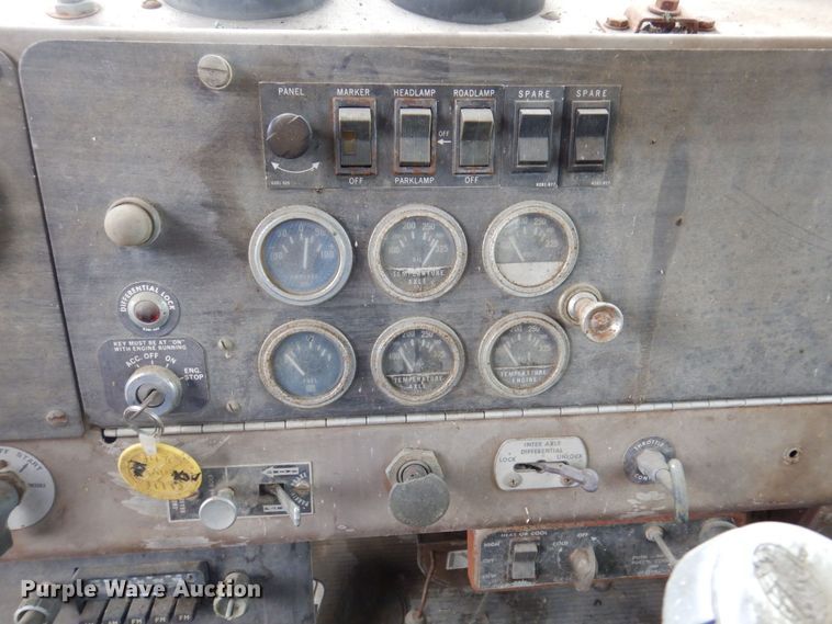 image for item DP0413 1971 Kenworth W925  semi truck