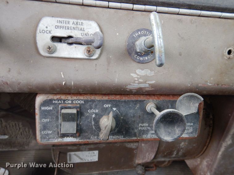 image for item DP0413 1971 Kenworth W925  semi truck