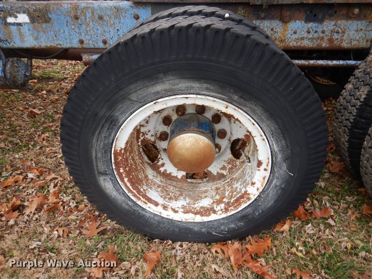 image for item DP0413 1971 Kenworth W925  semi truck