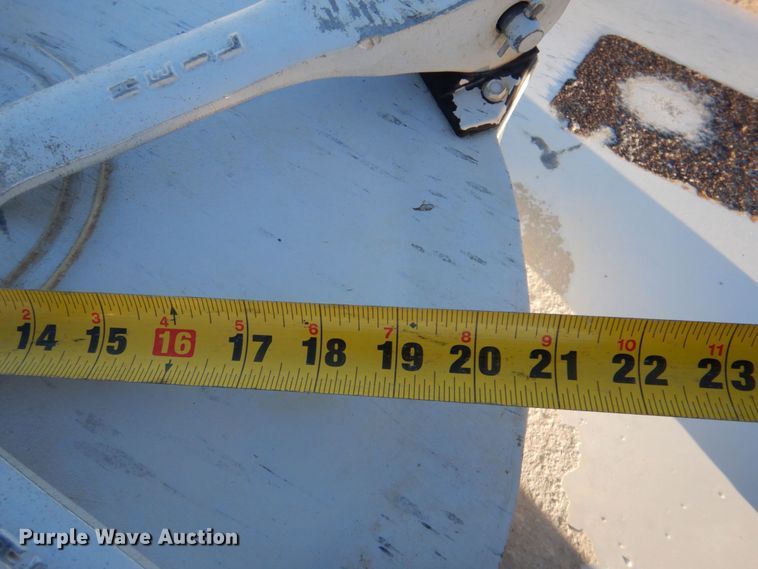 image for item DQ1869 2006 Heil  pneumatic dry bulk trailer