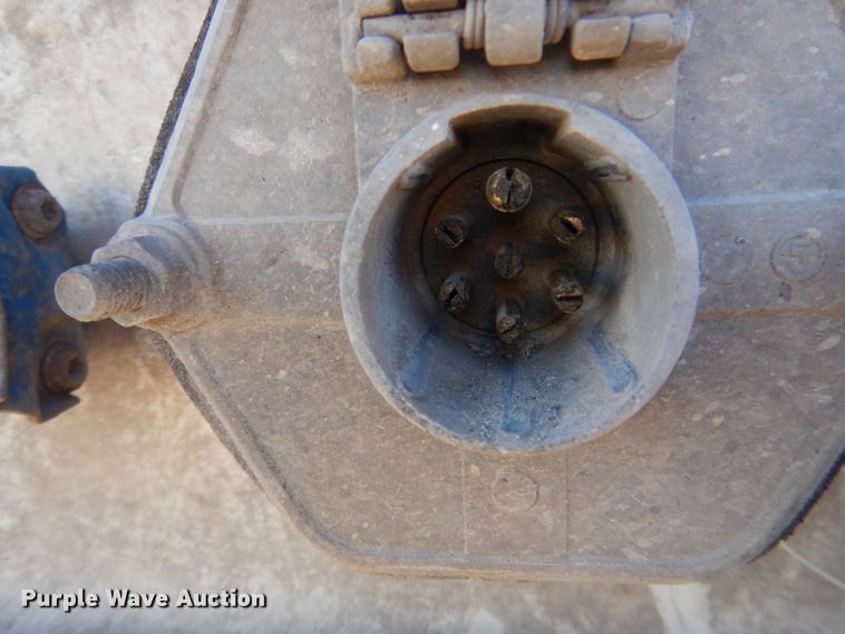 image for item DQ1869 2006 Heil  pneumatic dry bulk trailer