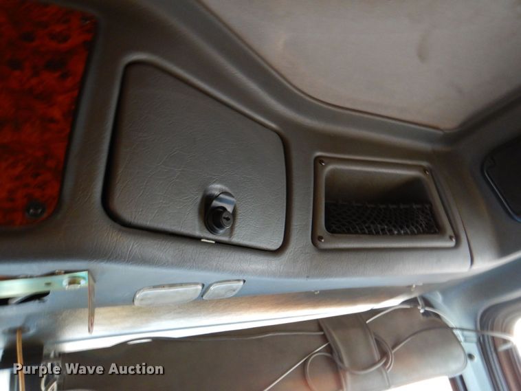 image for item DQ1870 2004 Western Star 4900FA  semi truck