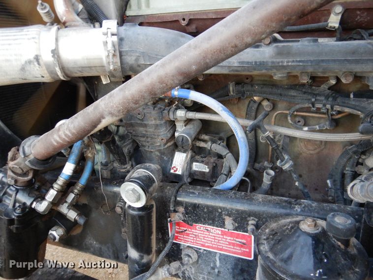 image for item DQ1870 2004 Western Star 4900FA  semi truck