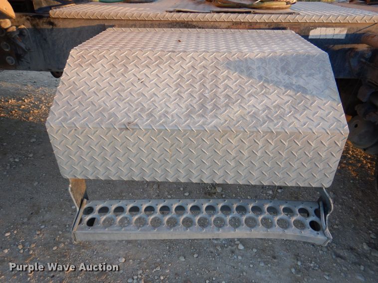 image for item DQ1870 2004 Western Star 4900FA  semi truck