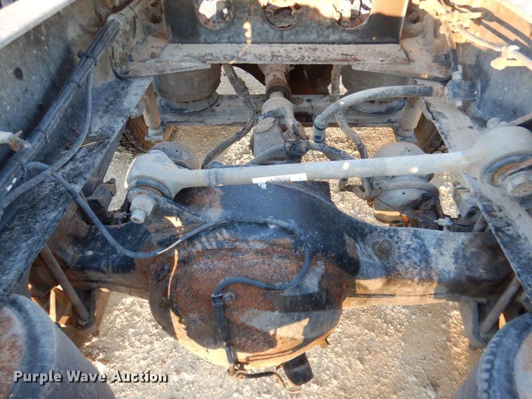 image for item DQ1870 2004 Western Star 4900FA  semi truck