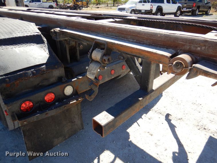 image for item DQ1871 1999 Mack RD688S  roll-off container truck