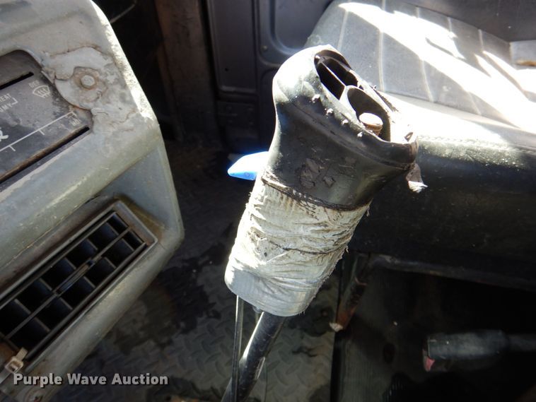 image for item DQ1871 1999 Mack RD688S  roll-off container truck