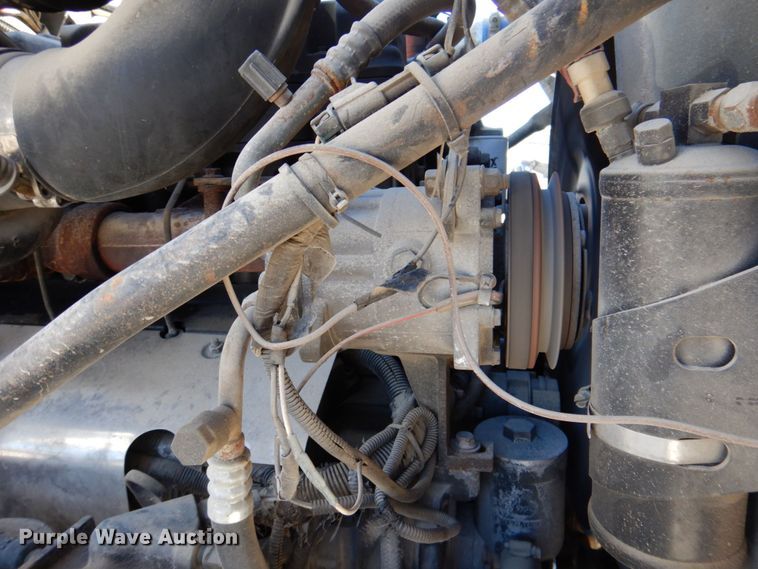 image for item DQ1871 1999 Mack RD688S  roll-off container truck