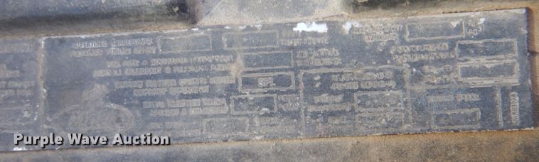 image for item DQ1871 1999 Mack RD688S  roll-off container truck