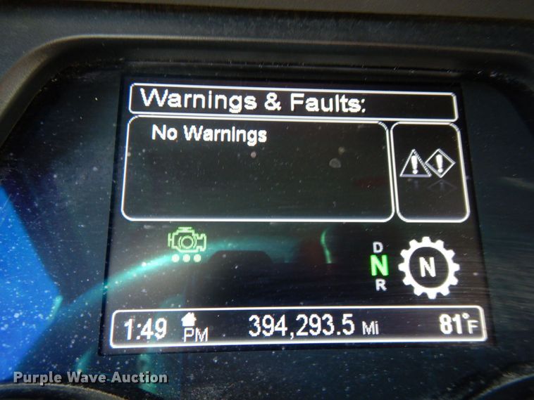 image for item DQ1878 2019 Peterbilt 579  semi truck