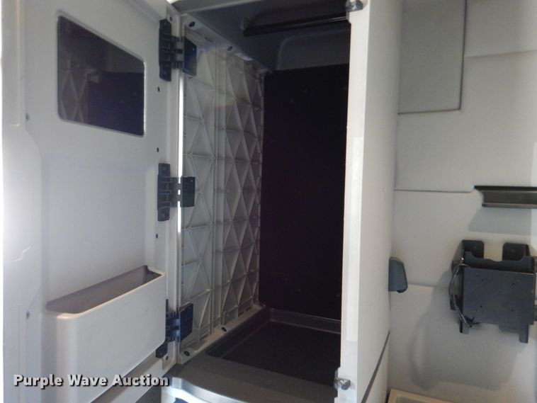 image for item DQ1878 2019 Peterbilt 579  semi truck