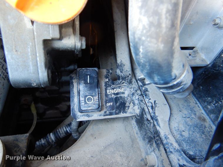 image for item DQ1878 2019 Peterbilt 579  semi truck