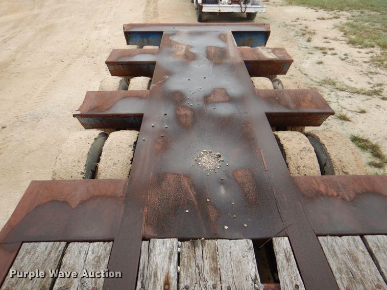 image for item DQ1882 1983 Aztec  oilfield trailer